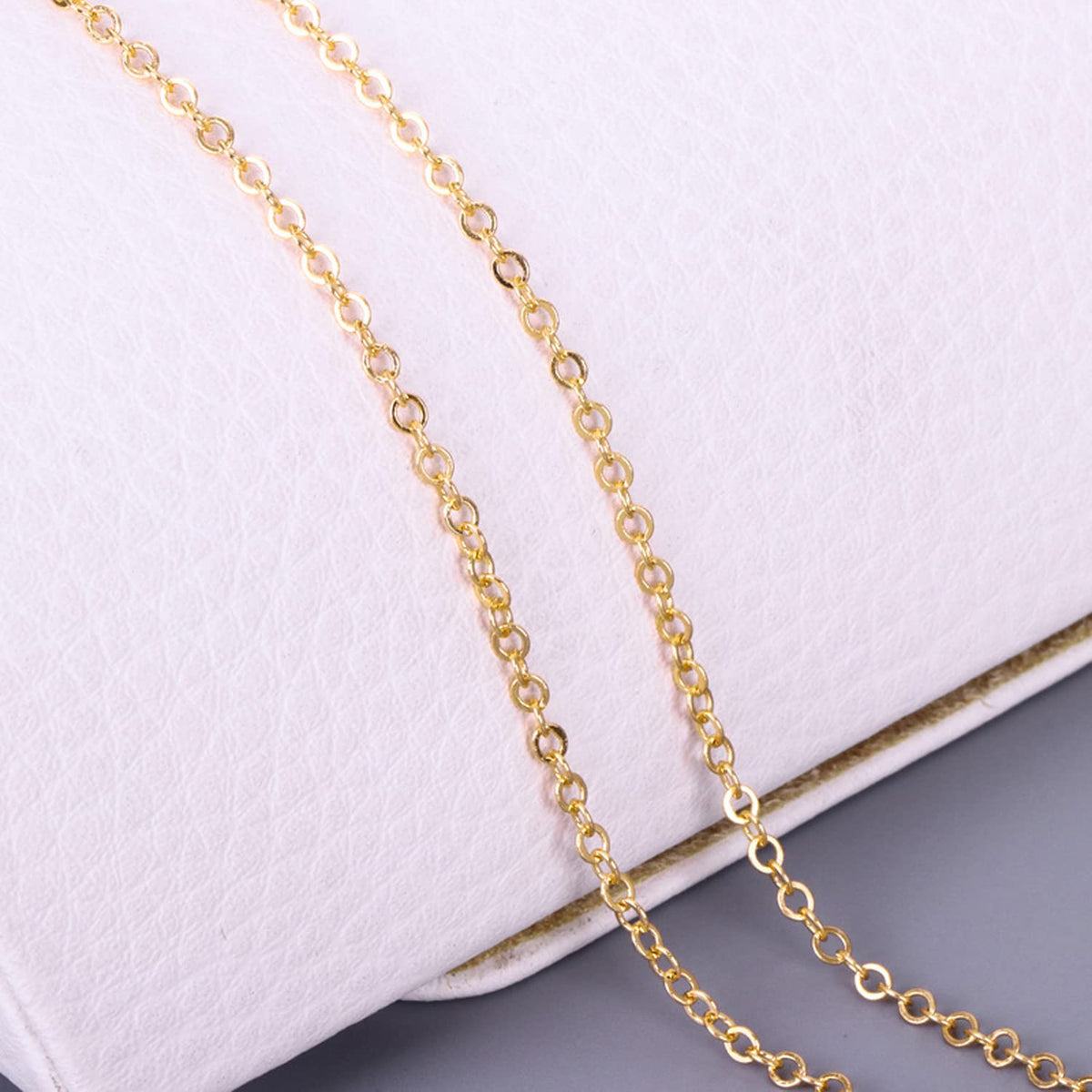 60ft Jewelry Necklace Chains 2mm Jewelry Chain Links for Making Bracelets Earrings DIY Craft Supplies Findings, 6-Colors Gold Silver Copper Plated Metal Cable Rolo Link Chain Rolls Bulk