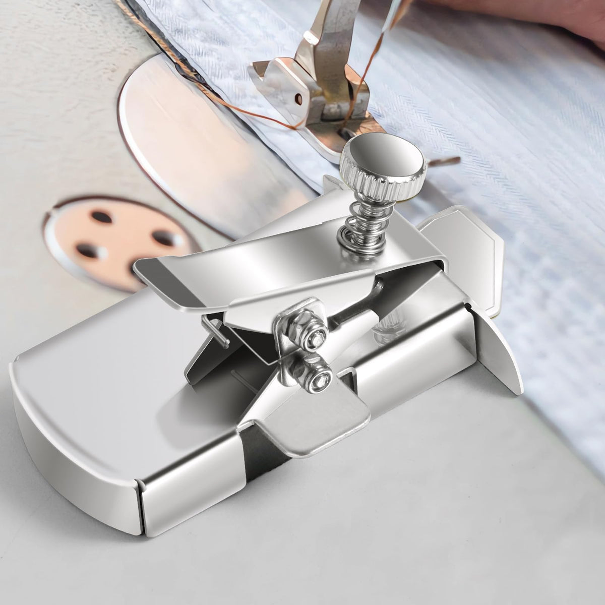 Upgraded Magnetic Seam Guide for Sewing Machine, Magnetic Seam Guide with Clip, Universal Seam Guide, Hemmer Guide, Multifunctional Hem Guide for Sewing Machine, Sewing Supplie Accessories