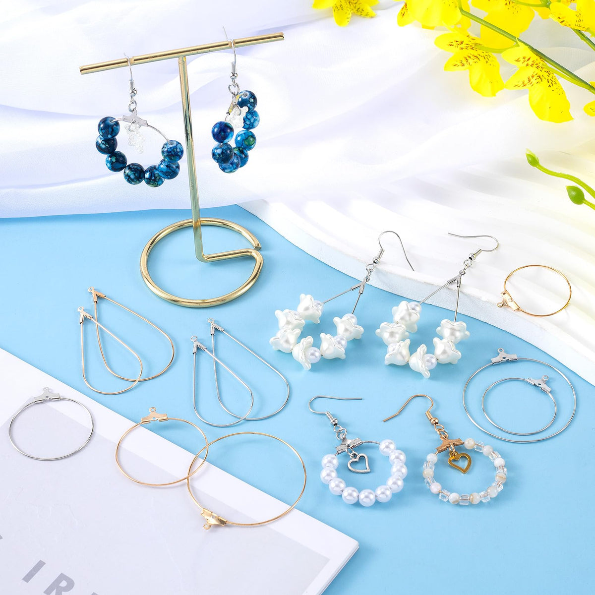 700pcs Hypoallergenic Earring Making Kit, Gold/Silver Plated Earring Hooks, Earring Beading Hoop, Clear Rubber Earring Backs, Jump Rings for DIY Jewelry Making, Earring Making Supplies