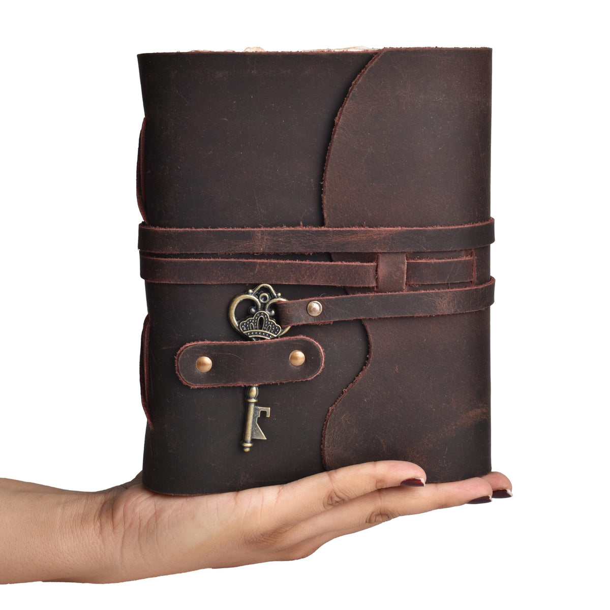 LEATHER VILLAGE Vintage Leather Journal – 200 Handmade Vintage Deckle Edge Paper – Leather bound Journal For Women Men – Vintage Key Closure - Book of Shadows - Chocolate Brown - 6X4 inches (A6)