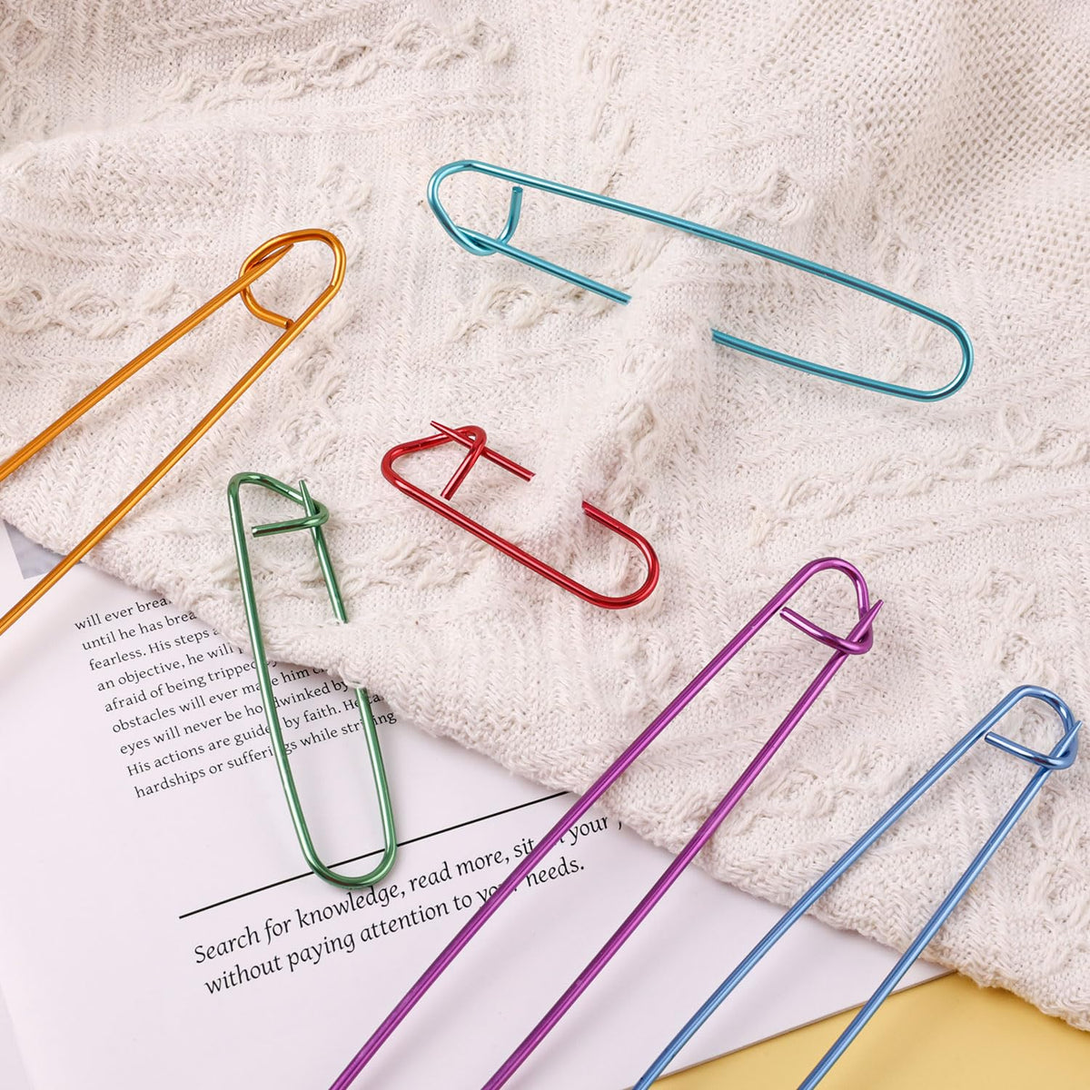 18 Pcs Knitting Stitch Holders, Yarn Stitch Holder Stitch Holders for Knitting Cable Needles Colorful Aluminum Crochet Stitch Holders Markers for Sewing Crocheting Supplies Tools Accessories