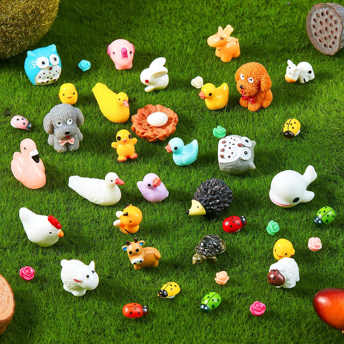 100 Pcs Mini Ocean Resin Animals Miniature Ocean Animals Tiny Figurine Tiny Resin Trinkets Marine Aquarium Ornaments Dollhouse Decorations for DIY Tank Potted Garden Landscape Accessory(Stylish Style)